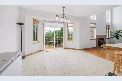 11610 Lake Shore Drive, Orland Park, IL 60467 - Photo 9