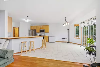 11610 Lake Shore Drive, Orland Park, IL 60467 - Photo 3