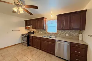 435 S Cannon Ave, Kankakee, IL 60901 - Photo 7