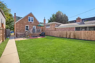 10956 S St Louis Ave, Chicago, IL 60655 - Photo 33
