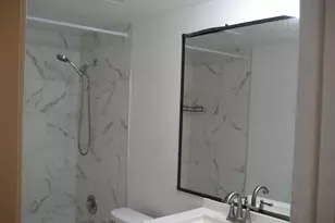 1980 Huntington Blvd, Hoffman Estates, IL 60169 - Photo 9