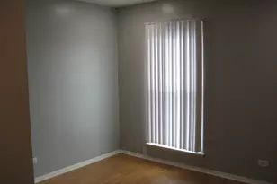 1980 Huntington Blvd, Hoffman Estates, IL 60169 - Photo 5