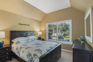937 N Shore Dr, Crystal Lake, IL 60014 - Photo 25