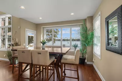 937 N Shore Drive, Crystal Lake, IL 60014 - Photo 13