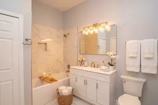 4528 S Prairie Ave, Chicago, IL 60653 - Photo 9
