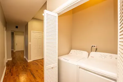 4528 S Prairie Avenue #1, Chicago, IL 60653 - Photo 17