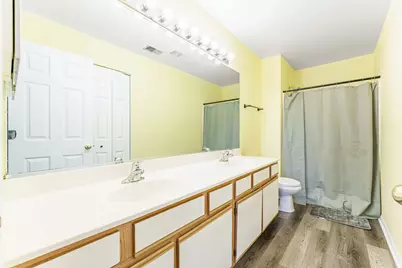 1011 Sommerset Court #C, Elgin, IL 60120 - Photo 9