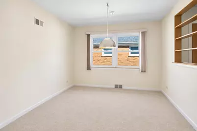 824 N Vail Avenue, Arlington Heights, IL 60004 - Photo 5