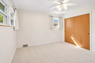 824 N Vail Ave, Arlington Heights, IL 60004 - Photo 13