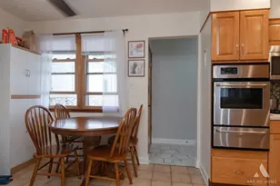9149 S 89th Ave, Hickory Hills, IL 60457 - Photo 17