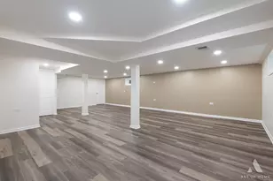 9149 S 89th Ave, Hickory Hills, IL 60457 - Photo 27
