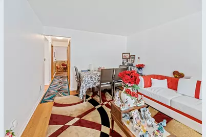 9109 New England Avenue, Morton Grove, IL 60053 - Photo 7