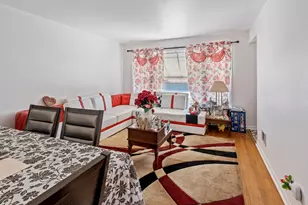 9109 New England Ave, Morton Grove, IL 60053 - Photo 5