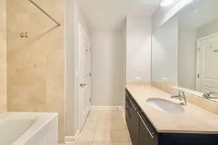 1400 S Michigan Ave, Chicago, IL 60605 - Photo 13