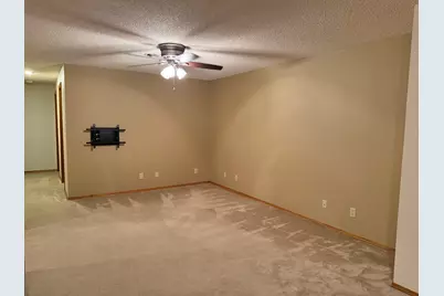 508 Winchester Drive, Freeport, IL 61032 - Photo 21