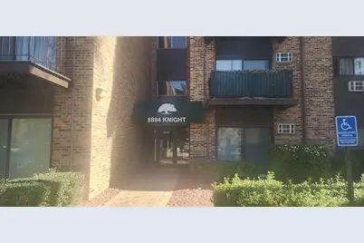 8894 Knight Avenue #213, Des Plaines, IL 60016 - Photo 1