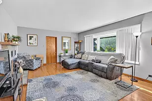 3536 Bernice Rd, Lansing, IL 60438 - Photo 5