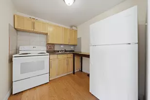 7337 S South Shore Dr, Chicago, IL 60649 - Photo 3