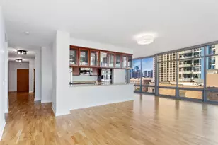 100 E 14th St, Chicago, IL 60605 - Photo 7