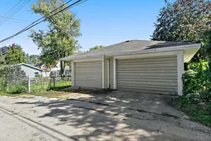 735 Ellwood Ave, Dekalb, IL 60115 - Photo 31