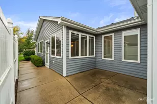 53 Silver Trail, North Aurora, IL 60542 - Photo 21
