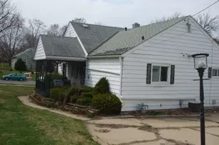 1016 S Independence Ave, Rockford, IL 61102 - Photo 7