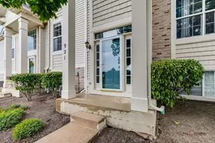 921 Summit Creek Dr, Shorewood, IL 60404 - Photo 1