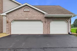 10373 Glen Abbey Close, Rockford, IL 61107 - Photo 9