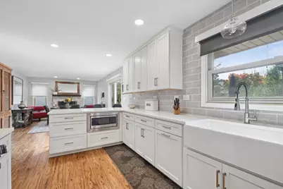 197 Sheffield Lane, Vernon Hills, IL 60061 - Photo 17