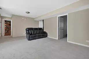 2S068 Churchill Ln, Glen Ellyn, IL 60137 - Photo 17