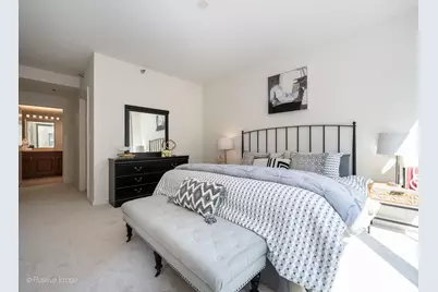 160 E Illinois Street #901, Chicago, IL 60611 - Photo 7