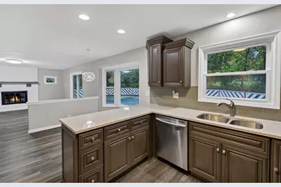 230 Saint Andrews Drive, Bolingbrook, IL 60440 - Photo 5