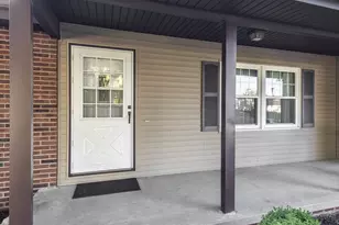 727 Blackbird Ct, Geneseo, IL 61254 - Photo 3
