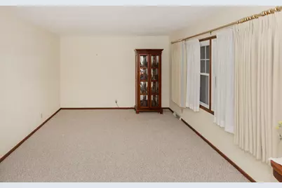 727 Blackbird Court, Geneseo, IL 61254 - Photo 5