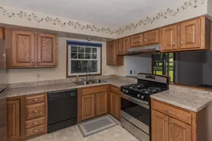 727 Blackbird Ct, Geneseo, IL 61254 - Photo 11