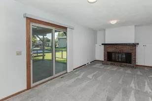 727 Blackbird Ct, Geneseo, IL 61254 - Photo 17