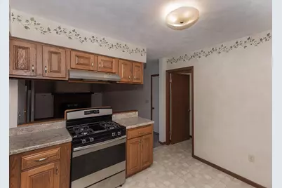 727 Blackbird Court, Geneseo, IL 61254 - Photo 13