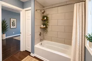 4555 S Wabash Ave, Chicago, IL 60653 - Photo 11