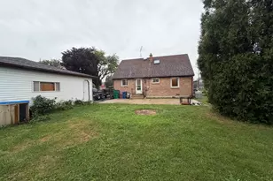 8225 Rutherford Ave, Burbank, IL 60459 - Photo 15