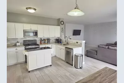 1904 N Monhegan Avenue, Beecher, IL 60401 - Photo 7