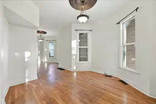 1023 S Claremont St, Chicago, IL 60612 - Photo 3