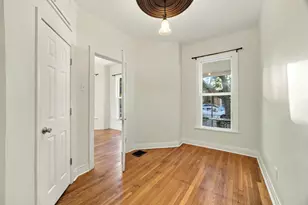 1023 S Claremont St, Chicago, IL 60612 - Photo 11