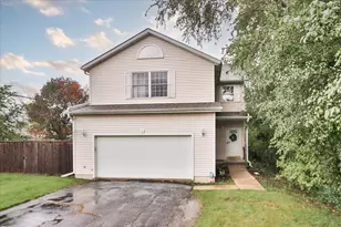 2 Terrace Ln, Lake Zurich, IL 60047 - Photo 1