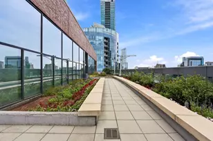 450 E Waterside Dr, Chicago, IL 60601 - Photo 35