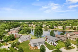163 Bourne Ln, Bloomingdale, IL 60108 - Photo 5