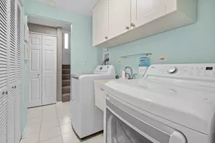 163 Bourne Ln, Bloomingdale, IL 60108 - Photo 17