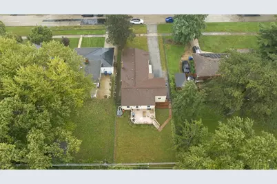 2250 Corona Road, Waukegan, IL 60087 - Photo 37