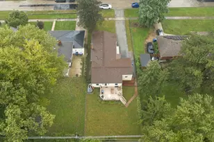 2250 Corona Rd, Waukegan, IL 60087 - Photo 37