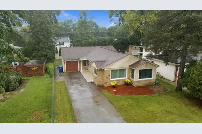 2250 Corona Road, Waukegan, IL 60087 - Photo 35
