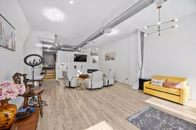 548 E 61st Street, Chicago, IL 60637 - Photo 3